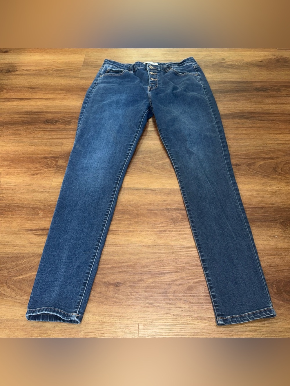 KanCan Women's Button Fly Jeans Mid-Rise Skinny Women's Size 15/31